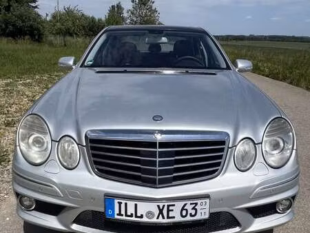 Mercedes-Benz Classe E E 63 AMG V8 6.2 Avantgarde