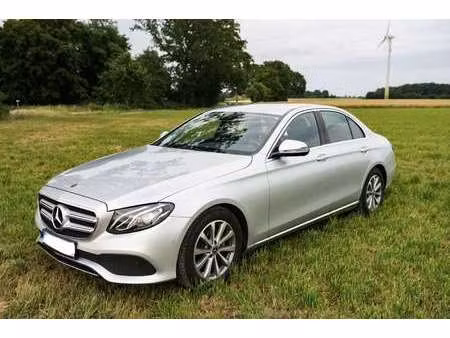 Mercedes-Benz Classe E E 200 2.0 184 Avantgarde 4Matic