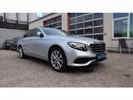 Mercedes-Benz Classe E E 300 2.0 245 4Matic