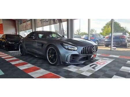 Mercedes-Benz AMG GT R V8 4.0 585