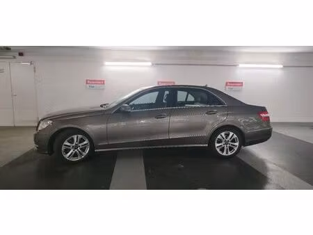 Mercedes-Benz Classe E E 200