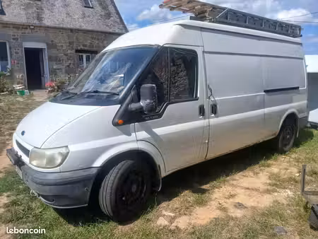 Ford Transit 2.4 90