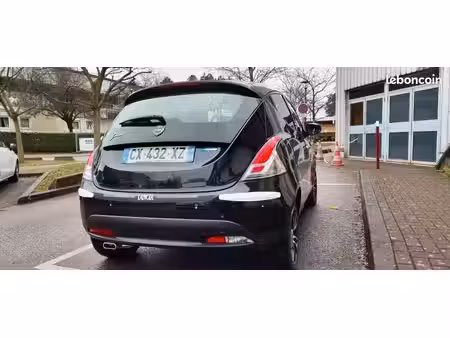 Lancia Ypsilon 1.2 69