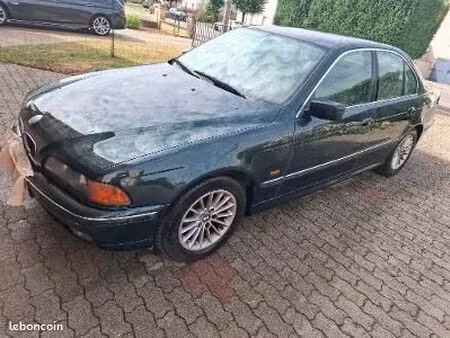 BMW Série 5 530d 3.0 193