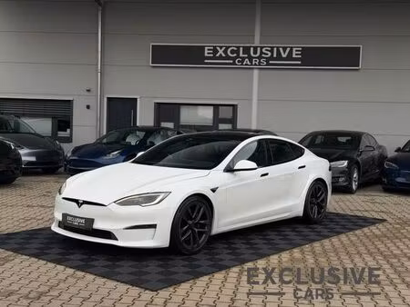 Tesla Model S Plaid 4x4