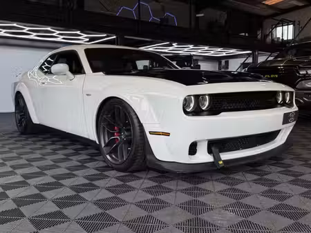 Dodge Challenger SRT Hellcat V8 6.2