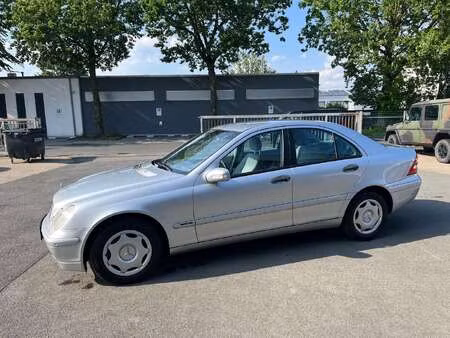 Mercedes-Benz Classe C C 180 1.8 143