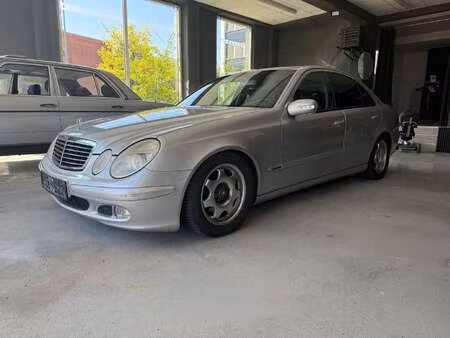 Mercedes-Benz Classe E E 220 2.1 CDI 150