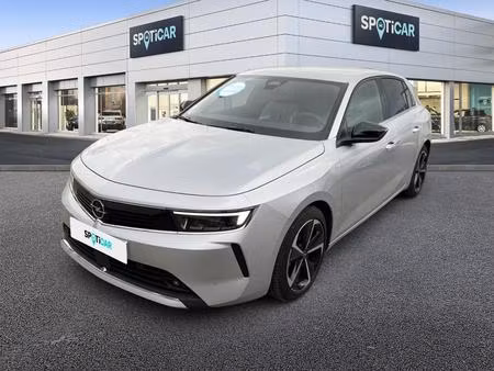 Opel Astra 1.2 130 Elegance