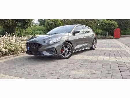 Ford Focus 1.0 155 ST Line X