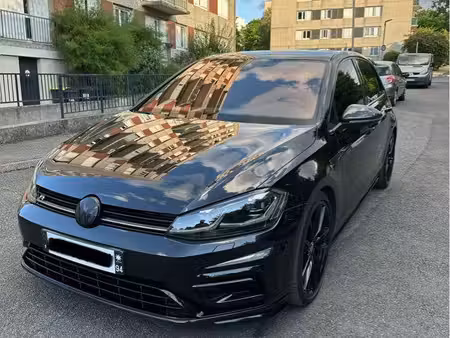 Volkswagen Golf R 2.0 4Motion