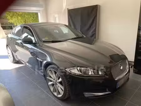 Jaguar XF P200 2.2 200 Luxe Premium