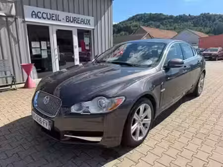 Jaguar XF V6 3.0 211 Luxe Premium