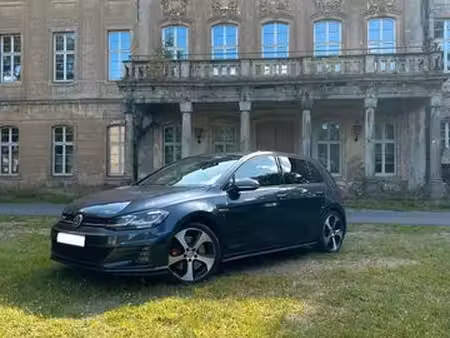 Volkswagen Golf GTI 2.0 TSI 245 Performance