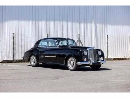 Bentley S2 