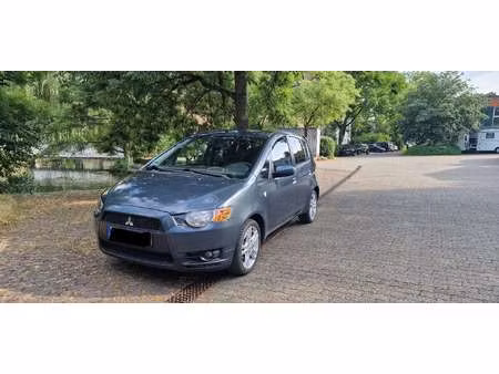 Mitsubishi Colt 1.3 95 Invite