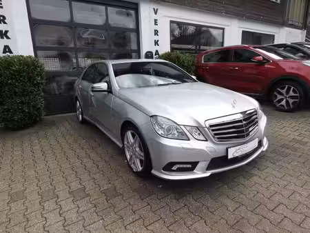Mercedes-Benz Classe E E 350 E AMG Line