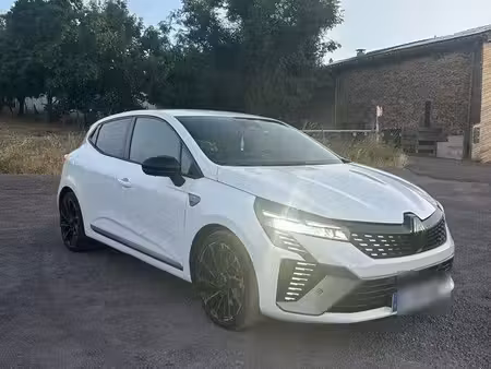 Renault Clio E-Tech 1.6 145 Esprit Alpine