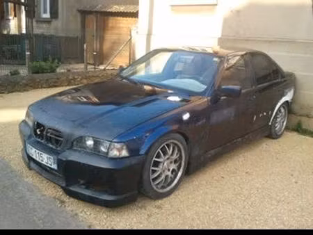 BMW Série 3 325d 2.4 115