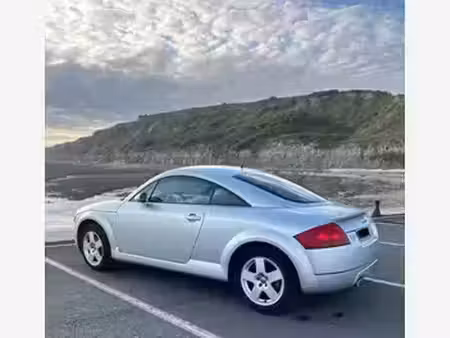 Audi TT 1.8 180