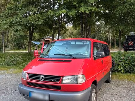 Volkswagen Transporter T4 2.5 TDI 102