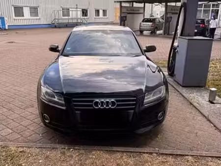 Audi A5 V6 2.7 TDI 190