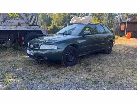 Audi A4 1.6 102