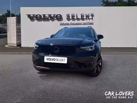 Volvo XC40 B3 2.0 163 Black Edition