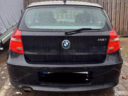BMW Série 1 118i 2.0 143