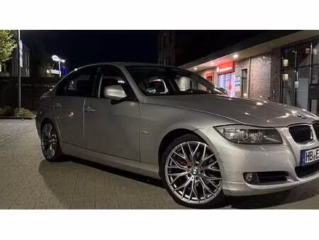 BMW Série 3 320i 2.0 170