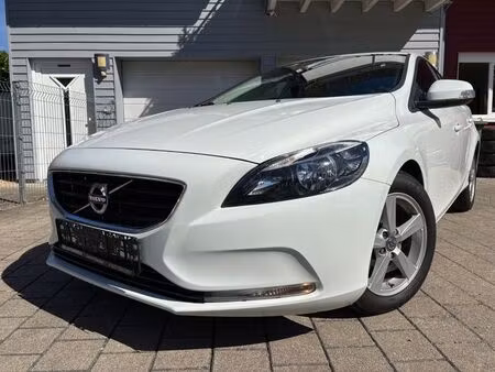 Volvo V40 D2 1.6 115