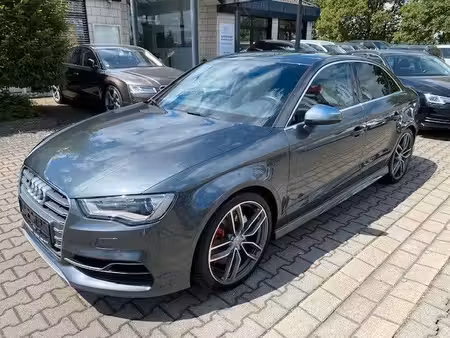 Audi A3 S3 2.0 TFSI 300 quattro