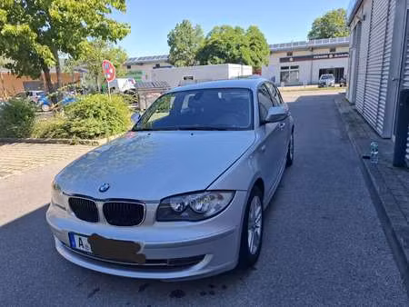 BMW Série 1 118i 2.0 143
