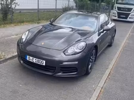 Porsche Panamera V6 3.0 420