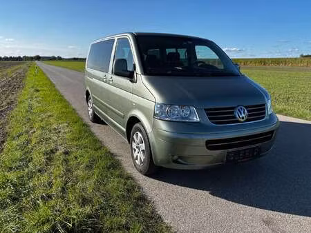 Volkswagen Transporter T5 2.5 TDI 174 Confortline