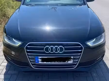 Audi A4 2.0 TDI 150 S line