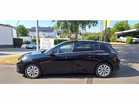 Opel Astra 1.2 131 Elegance