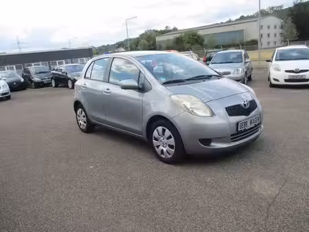 Toyota Yaris 1.4 90 Sol