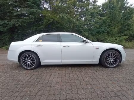 Chrysler 300C V8 5.7