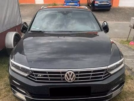 Volkswagen Passat 2.0 TDI 140 R-Line 4Motion