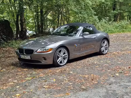 BMW Z4 30i 3.0 231