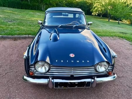 Triumph TR4 