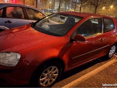 Volkswagen Golf 1.6 FSI 115