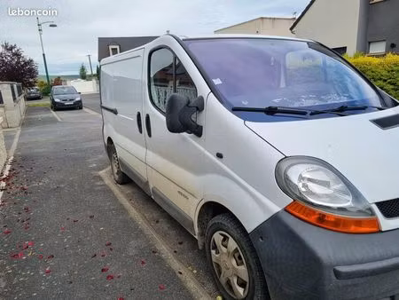 Renault Trafic 1.9 dCi 100