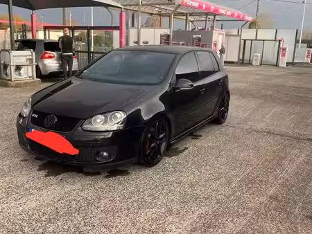 Volkswagen Golf GTI 2.0 200