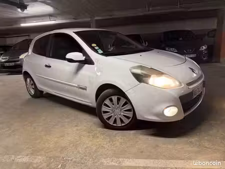 Renault Clio 1.5 dCi 70 TomTom