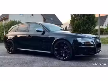 Audi A4 RS4 V8 4.2 FSI 450 quattro