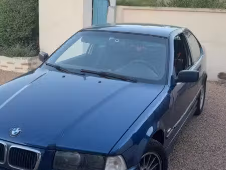BMW Série 3 361i 1.9 105