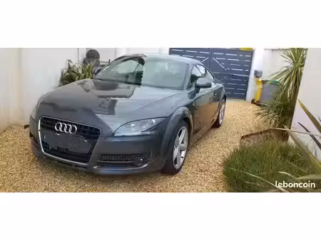 Audi TT 2.0 TFSI 200 S line