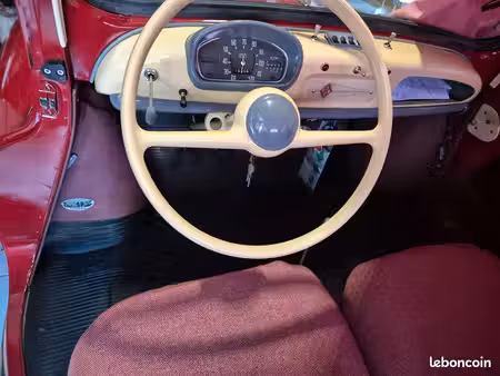 Renault 4CV 